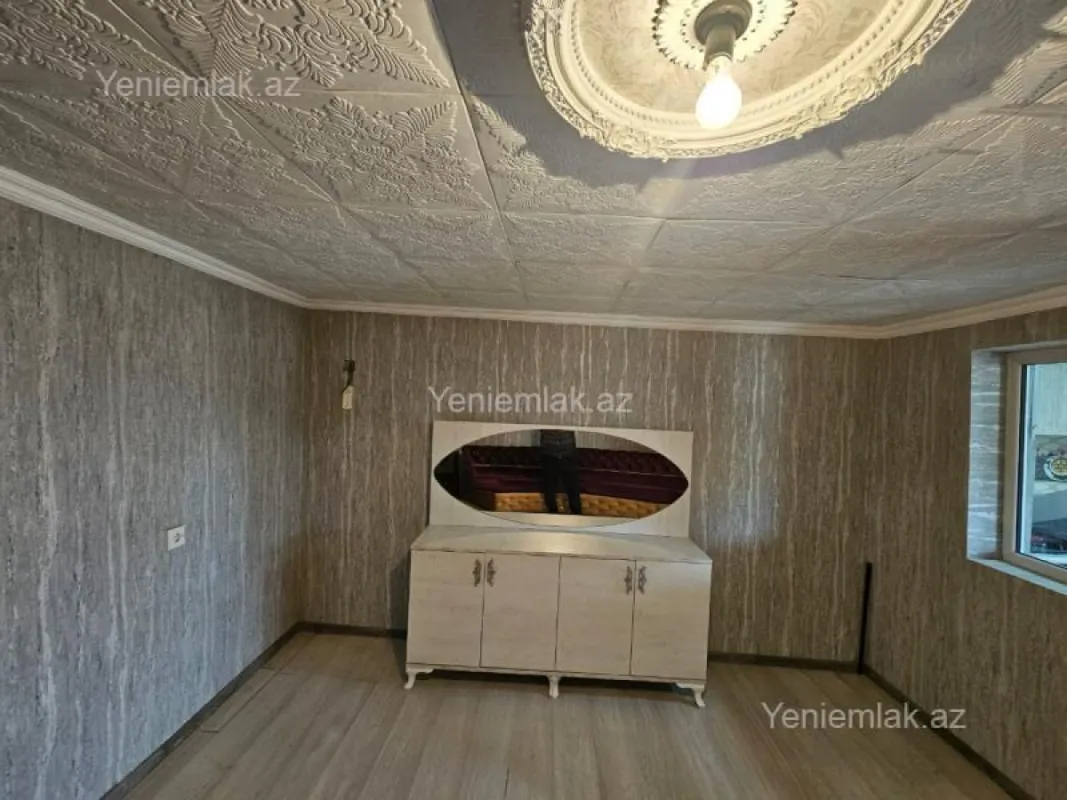 Satılır 3 otaqlı həyət evi 50 m²