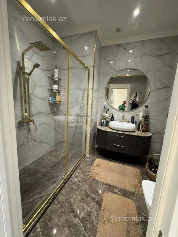 Satılır 3 otaqlı yeni tikili 115 m²