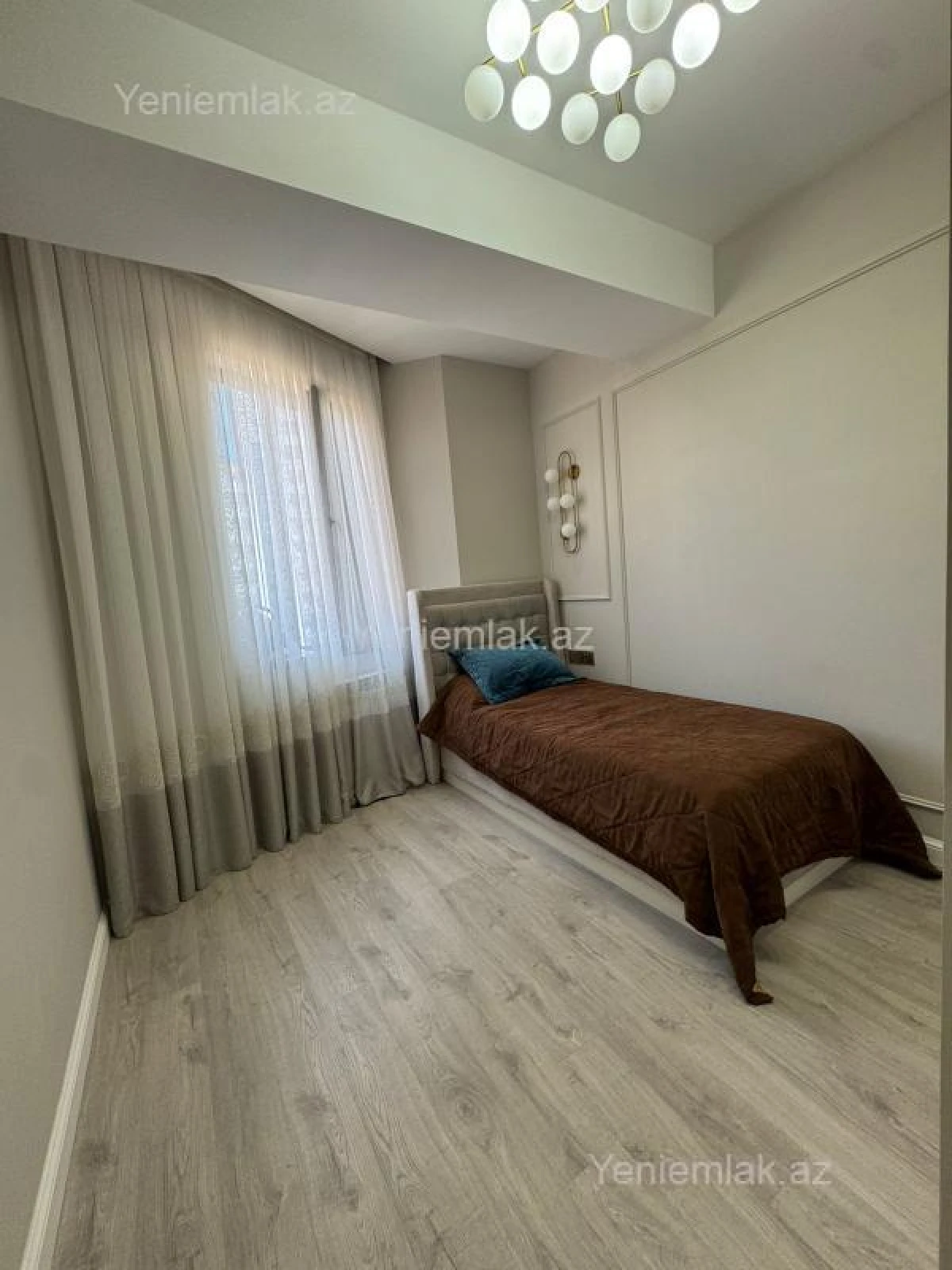 Satılır 3 otaqlı yeni tikili 115 m²