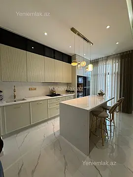 Satılır 3 otaqlı yeni tikili 115 m²