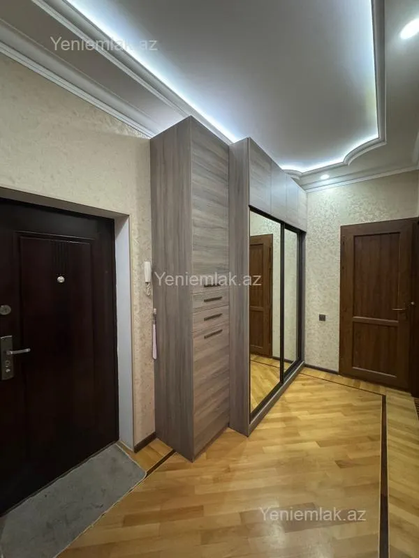 Satılır 2 otaqlı yeni tikili 100 m²