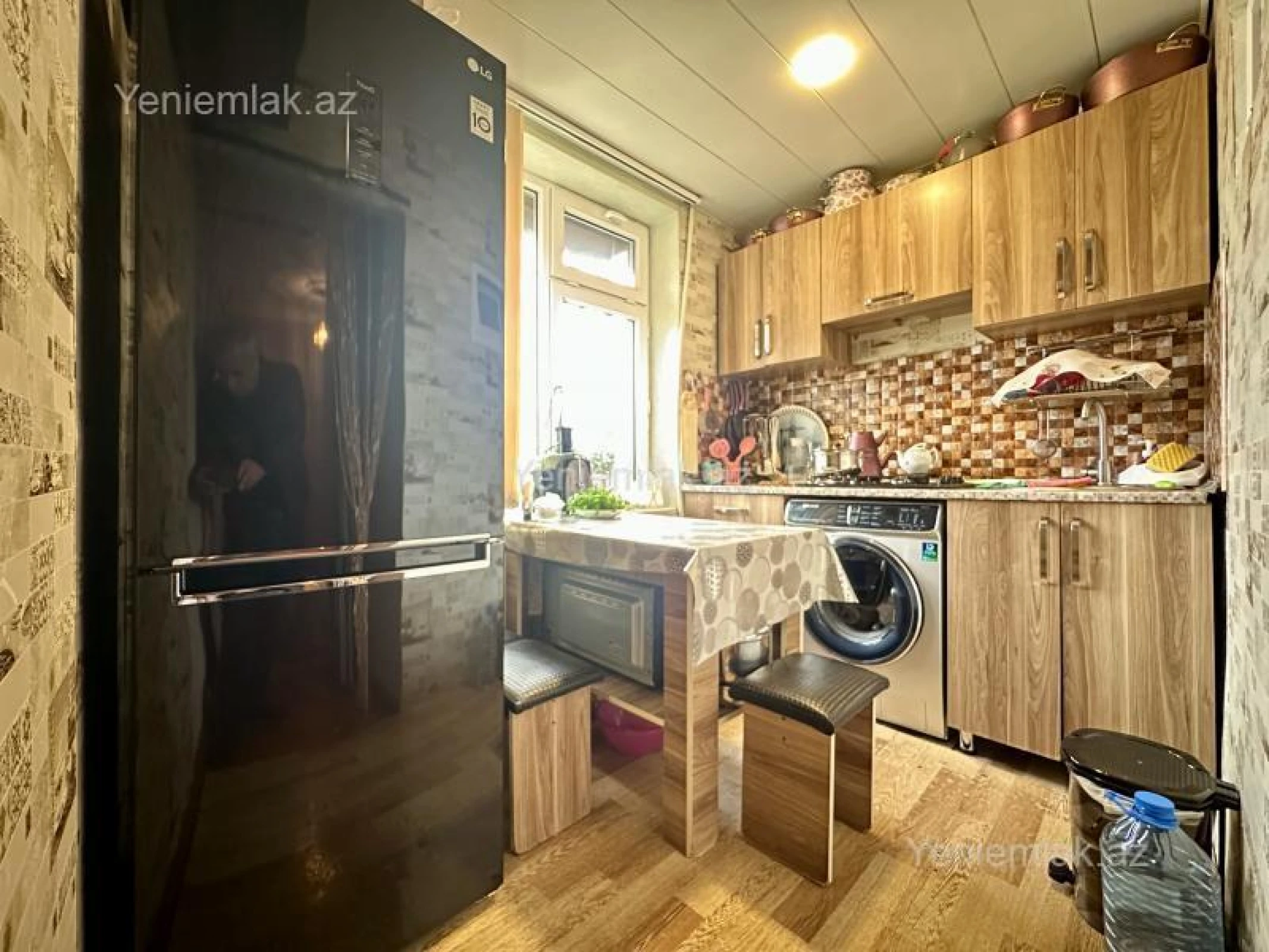 Satılır 2 otaqlı köhnə tikili 50 m²