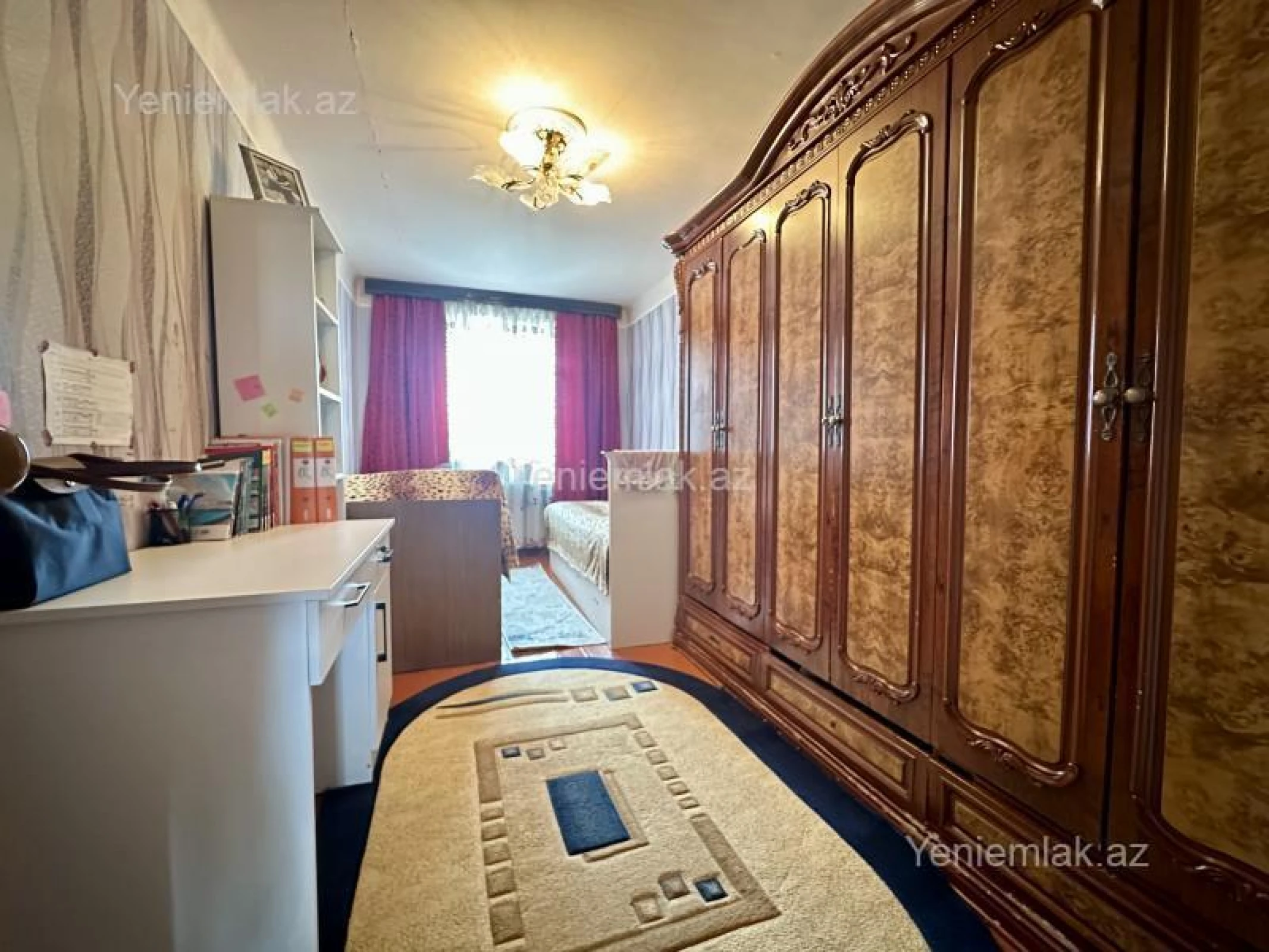 Satılır 2 otaqlı köhnə tikili 50 m²