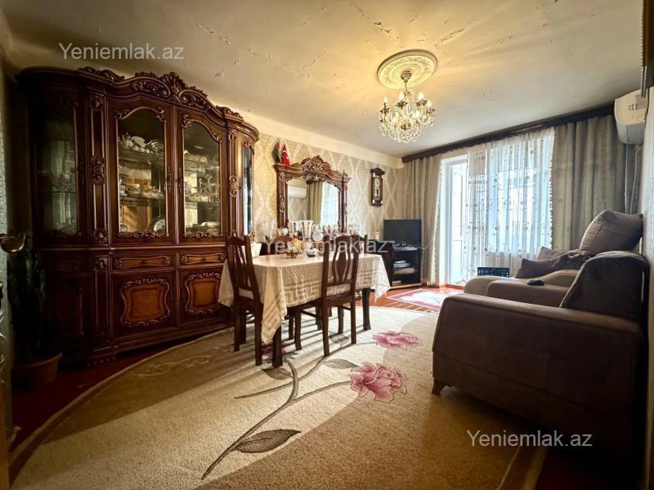 Satılır 2 otaqlı köhnə tikili 50 m²