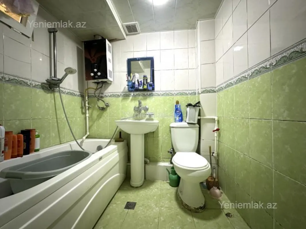 Satılır 2 otaqlı köhnə tikili 50 m²