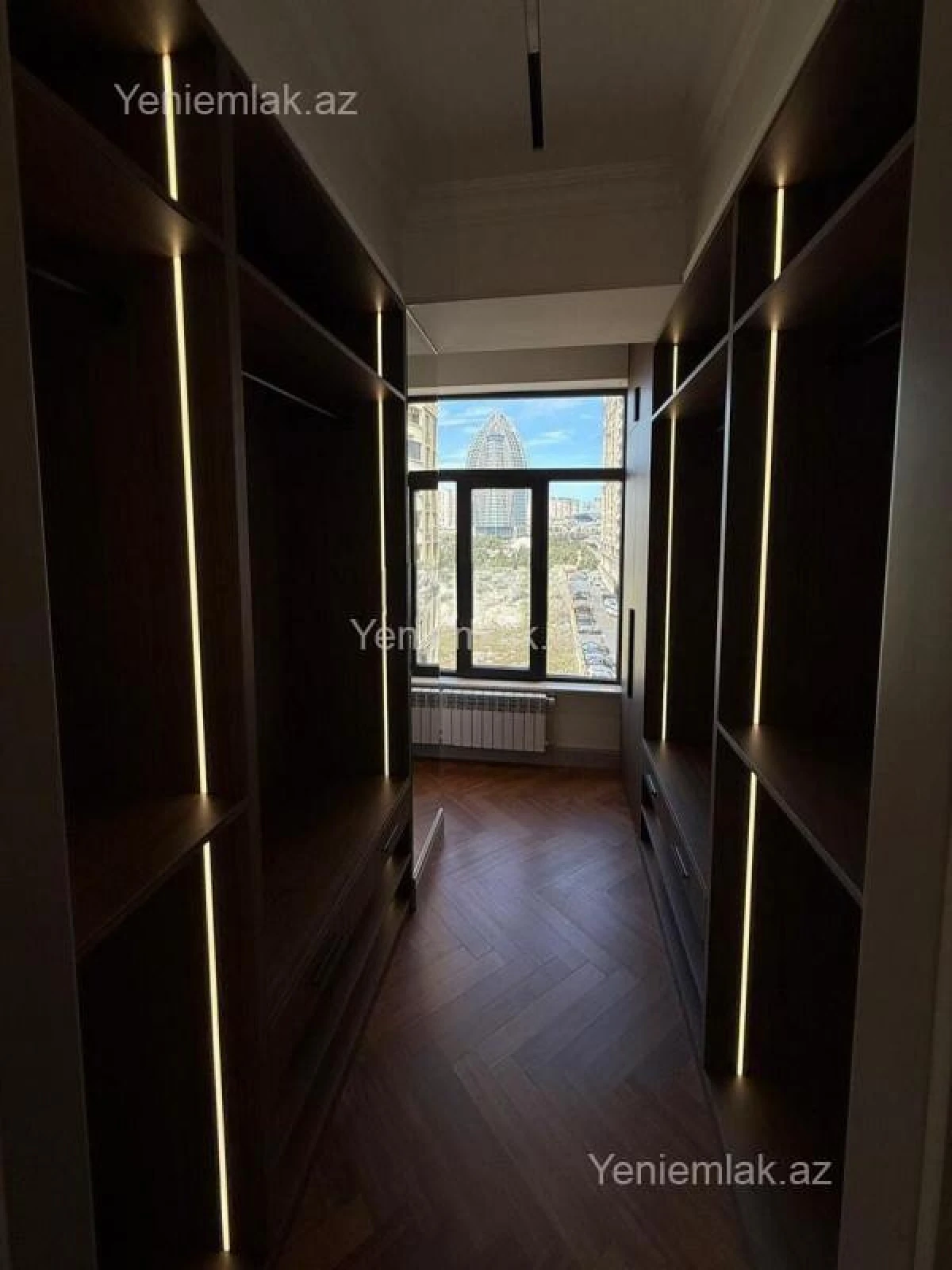 Satılır 4 otaqlı yeni tikili 179 m²