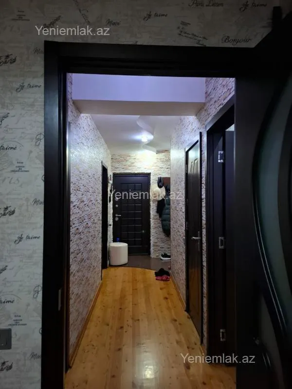 Satılır 3 otaqlı yeni tikili 92 m²