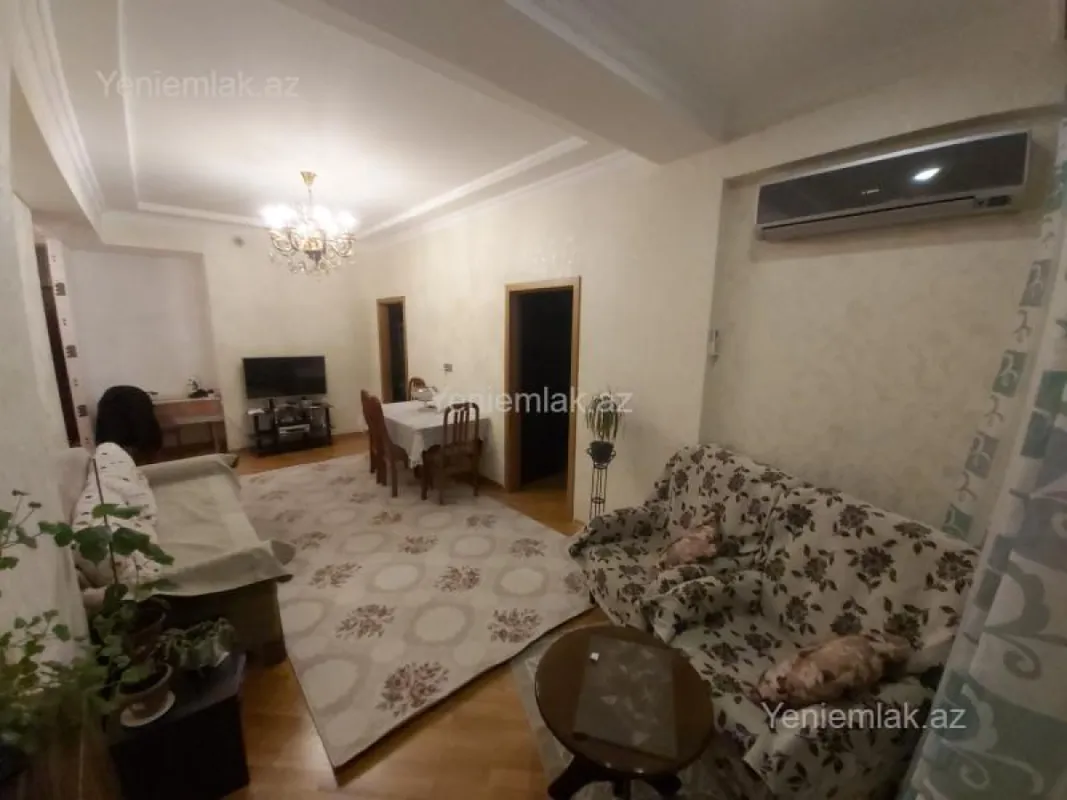 Satılır 3 otaqlı yeni tikili 80 m²