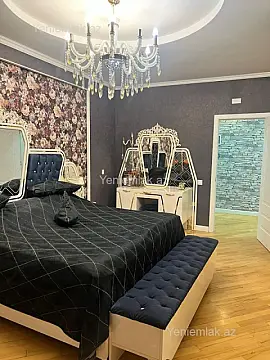 Satılır 3 otaqlı yeni tikili 135 m²