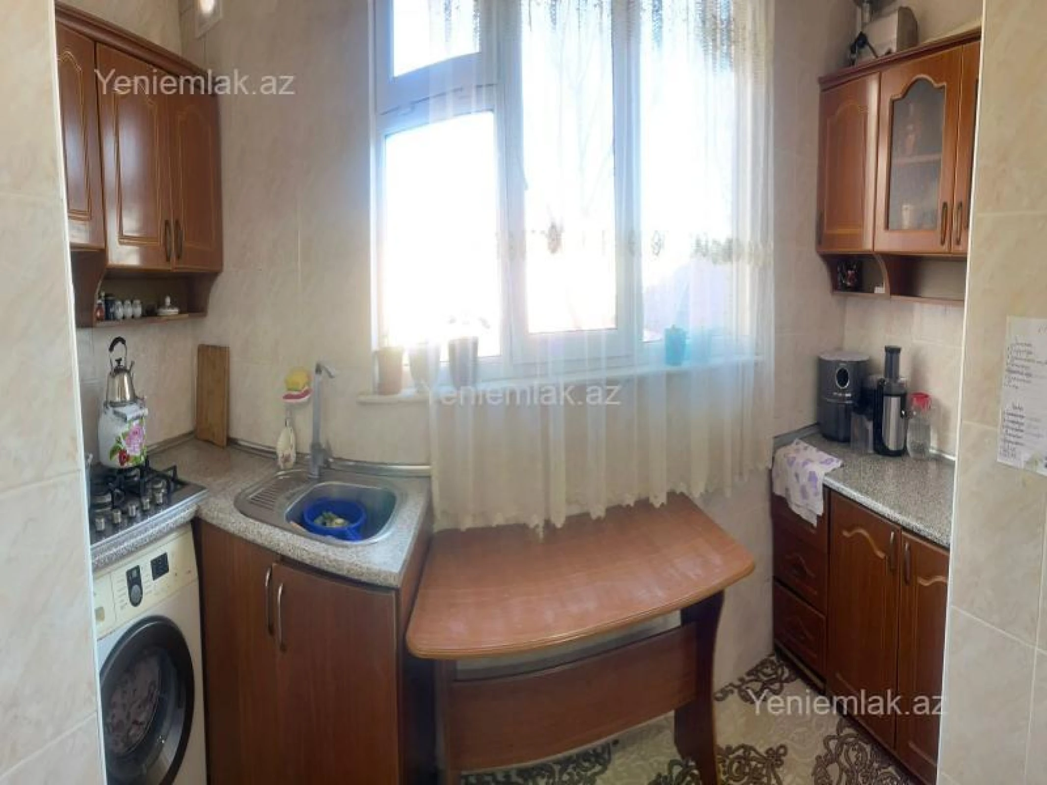 Satılır 3 otaqlı köhnə tikili 90 m²