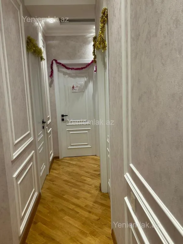 Satılır 3 otaqlı yeni tikili 110 m²