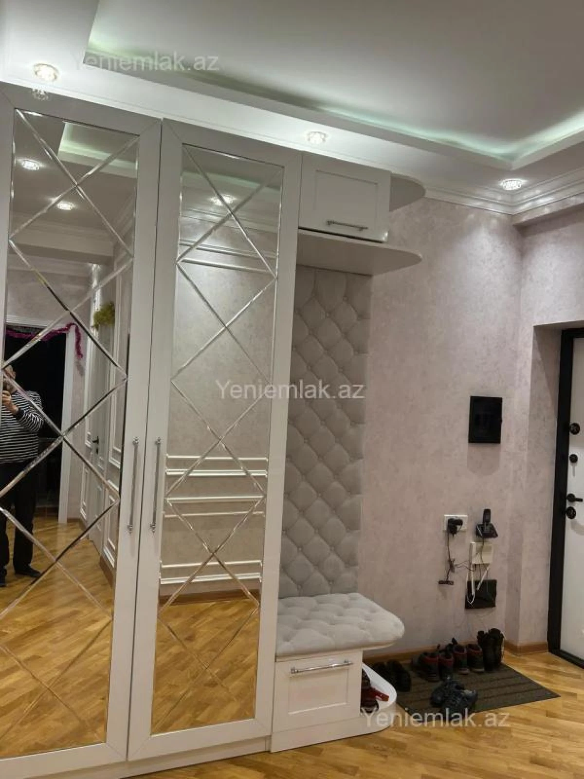 Satılır 3 otaqlı yeni tikili 110 m²