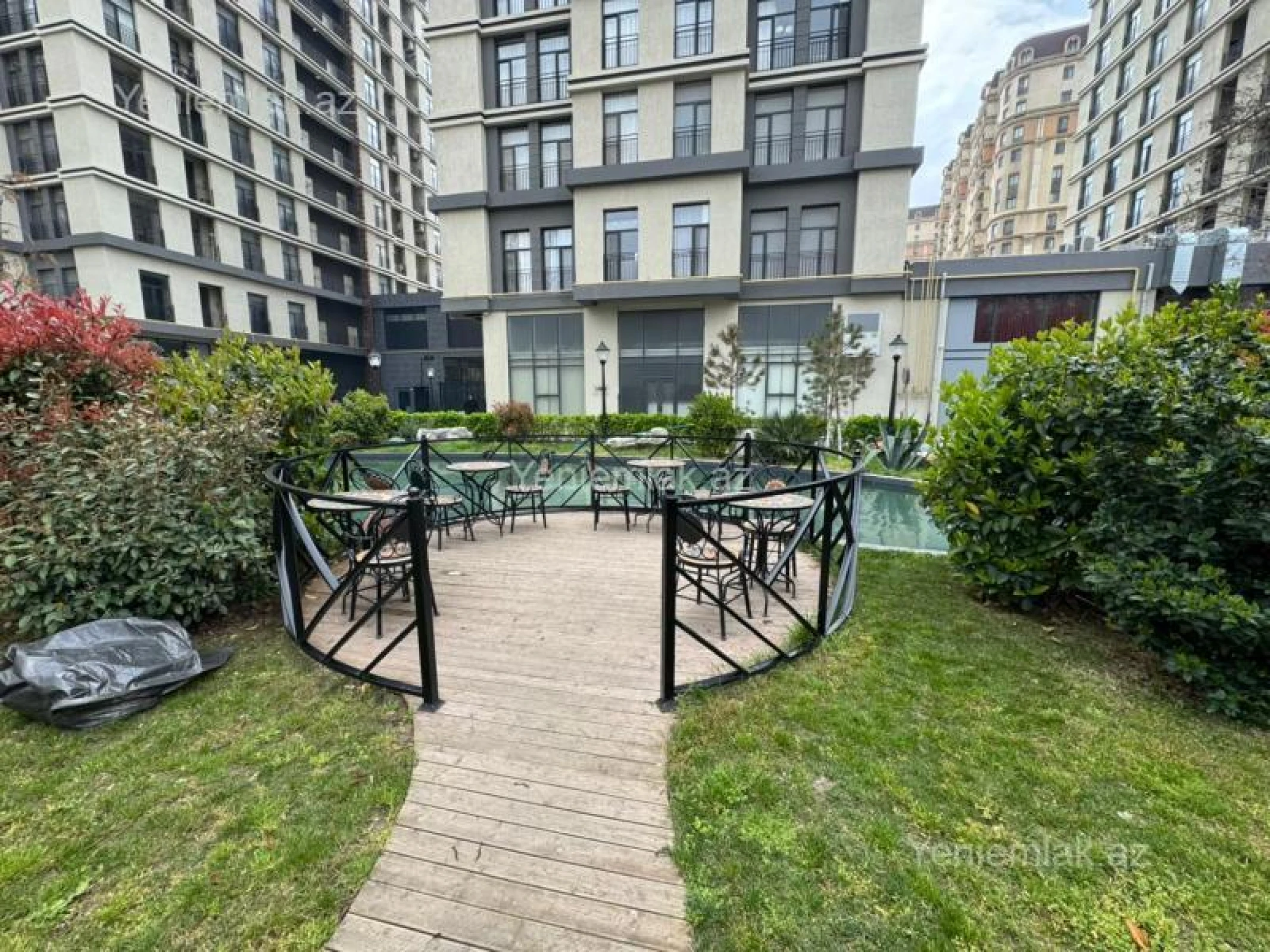 Satılır 3 otaqlı yeni tikili 132 m²