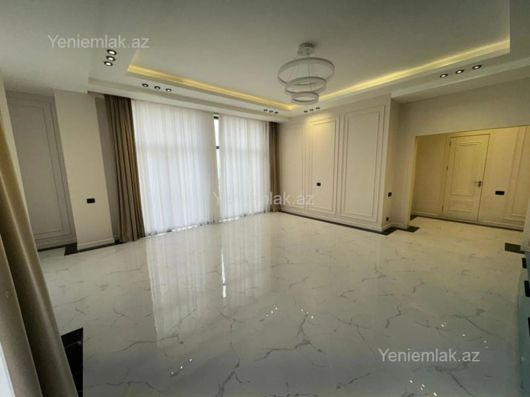 Satılır 3 otaqlı yeni tikili 132 m²