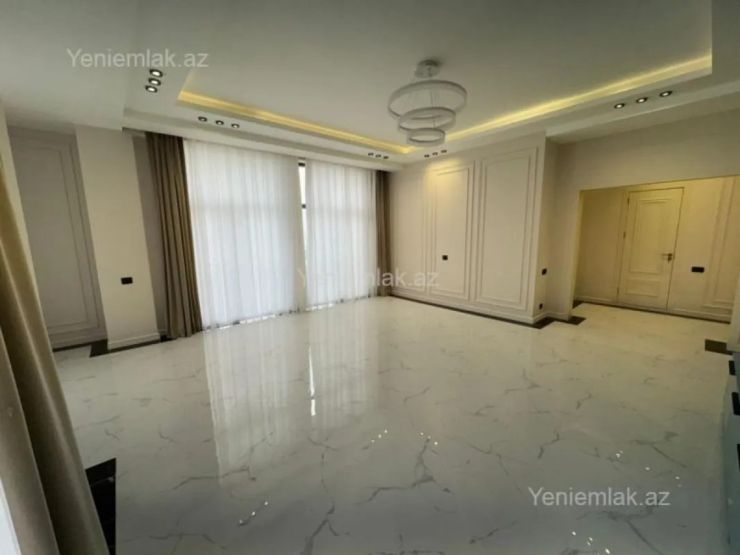 Satılır 3 otaqlı yeni tikili 132 m²