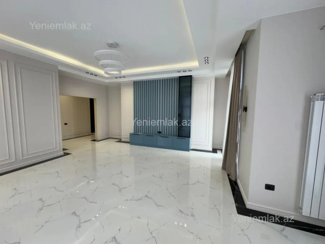 Satılır 3 otaqlı yeni tikili 132 m²