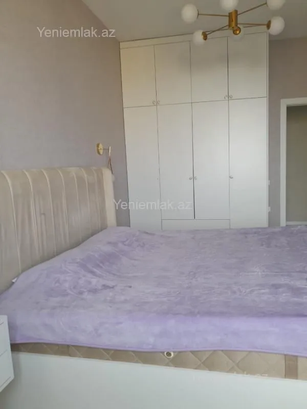 Satılır 3 otaqlı yeni tikili 75 m²