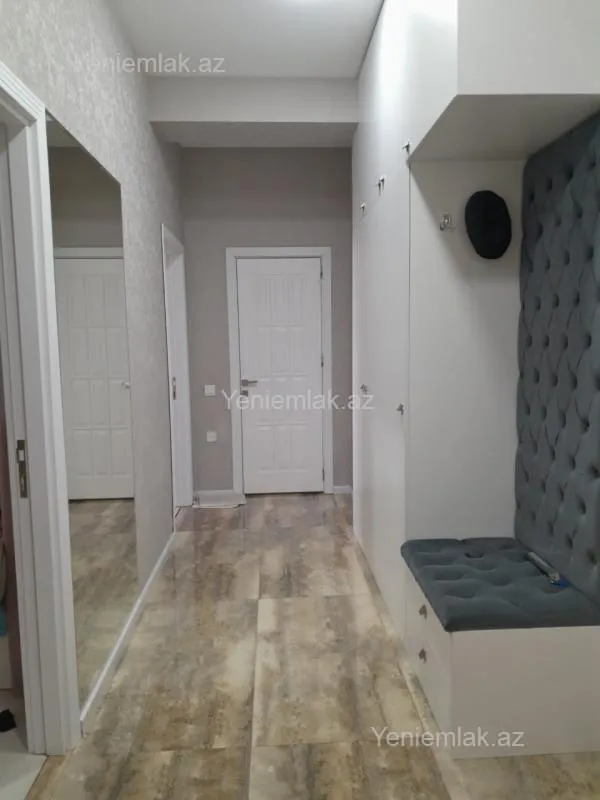 Satılır 3 otaqlı yeni tikili 75 m²