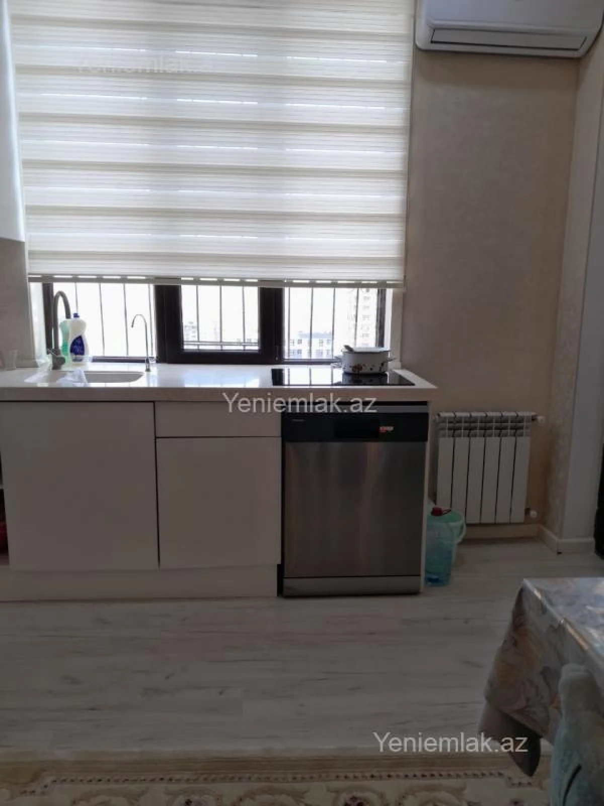 Satılır 3 otaqlı yeni tikili 75 m²