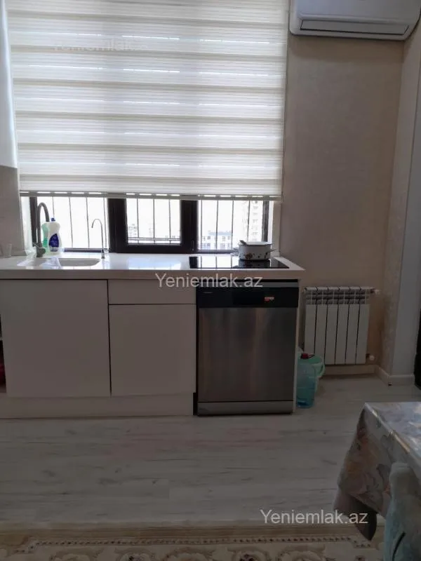 Satılır 3 otaqlı yeni tikili 75 m²