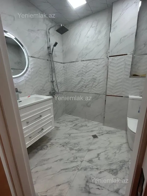 Satılır 3 otaqlı yeni tikili 110 m²