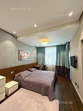 Satılır 3 otaqlı yeni tikili 140 m²