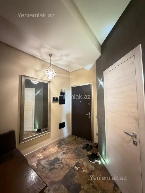 Satılır 3 otaqlı yeni tikili 140 m²