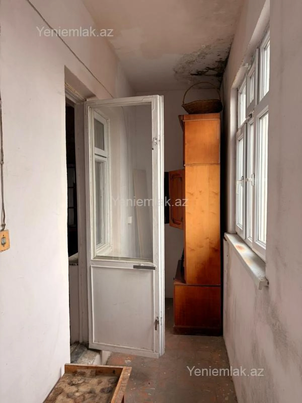 Satılır 2 otaqlı köhnə tikili 70 m²