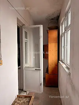 Satılır 2 otaqlı köhnə tikili 70 m²
