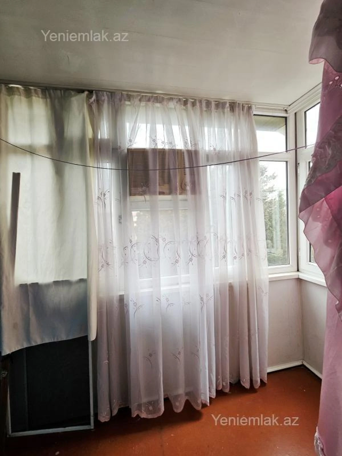 Satılır 1 otaqlı köhnə tikili 32 m²