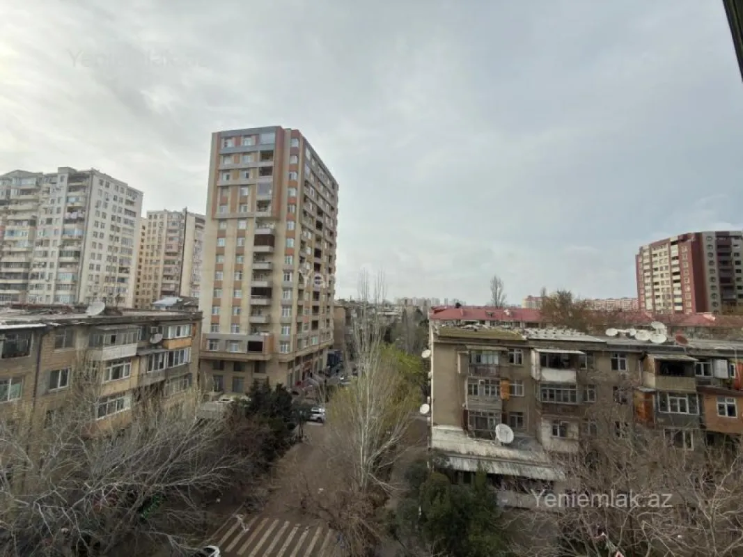 Satılır 4 otaqlı yeni tikili 196 m²