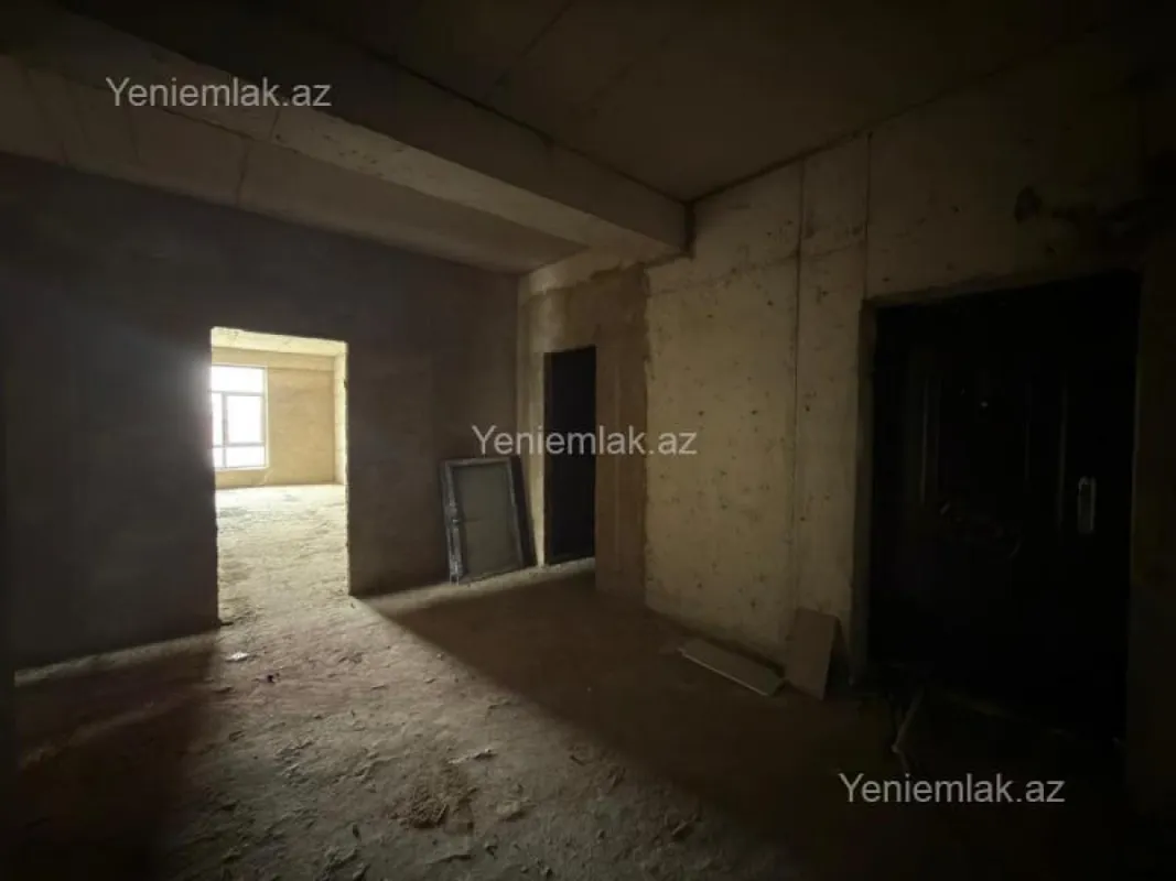 Satılır 4 otaqlı yeni tikili 196 m²