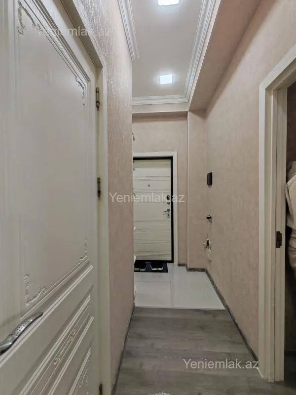 Satılır 3 otaqlı yeni tikili 73 m²