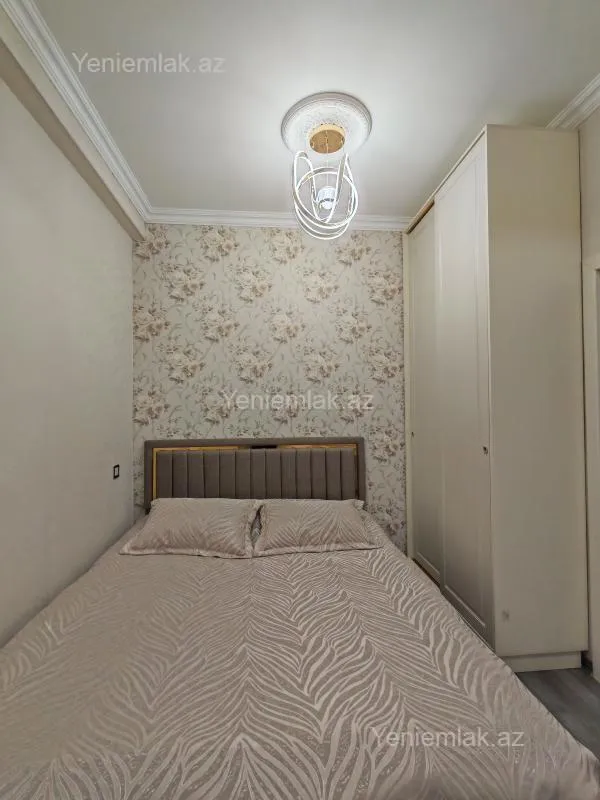 Satılır 3 otaqlı yeni tikili 73 m²