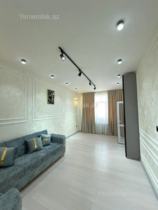 Satılır 2 otaqlı yeni tikili 85 m²