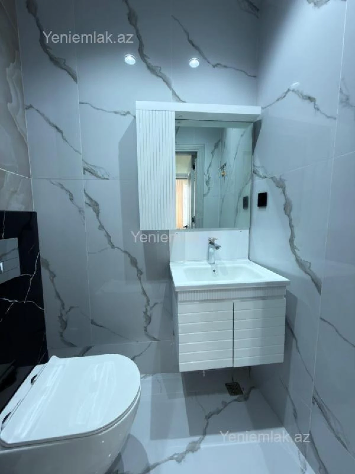 Satılır 2 otaqlı yeni tikili 85 m²