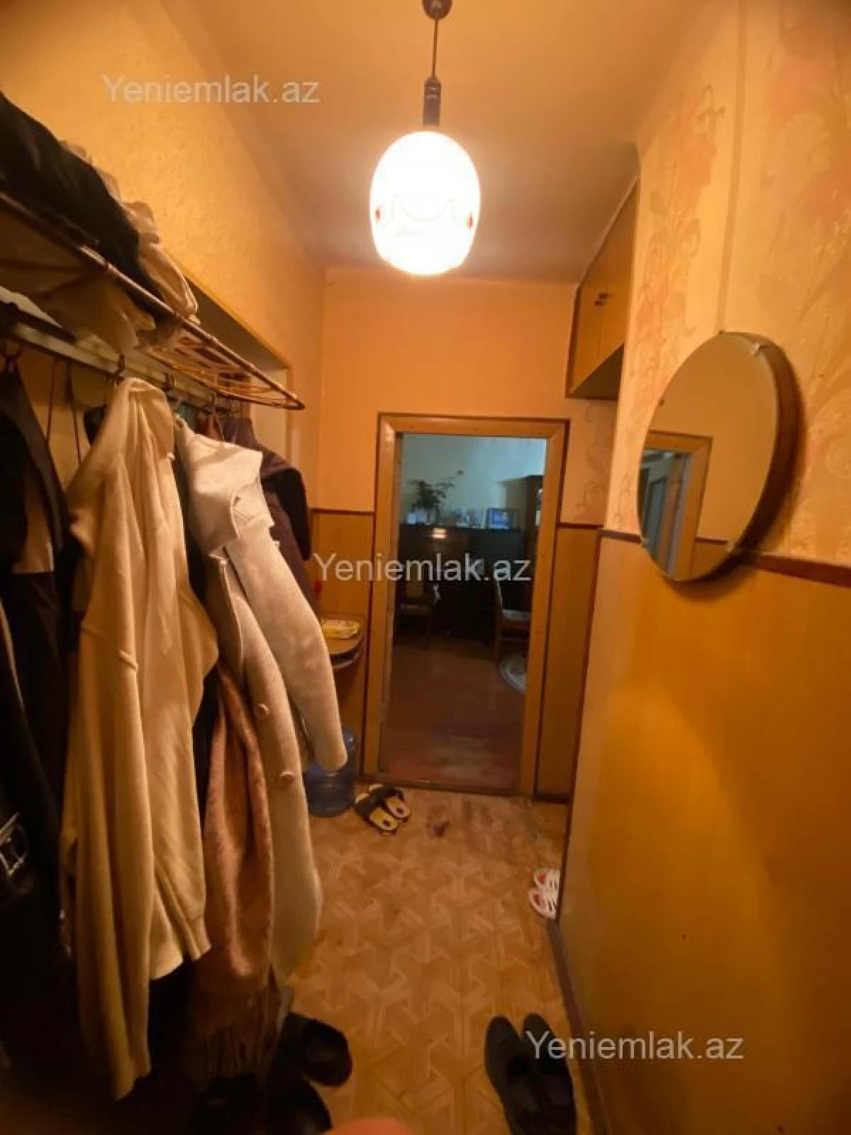 Satılır 3 otaqlı köhnə tikili 70 m²