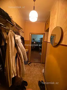 Satılır 3 otaqlı köhnə tikili 70 m²