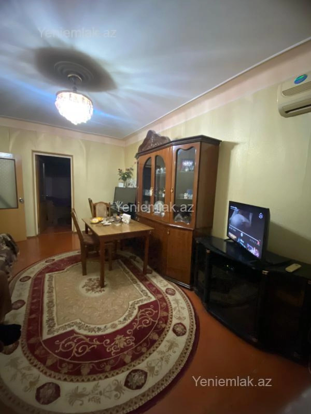 Satılır 3 otaqlı köhnə tikili 70 m²