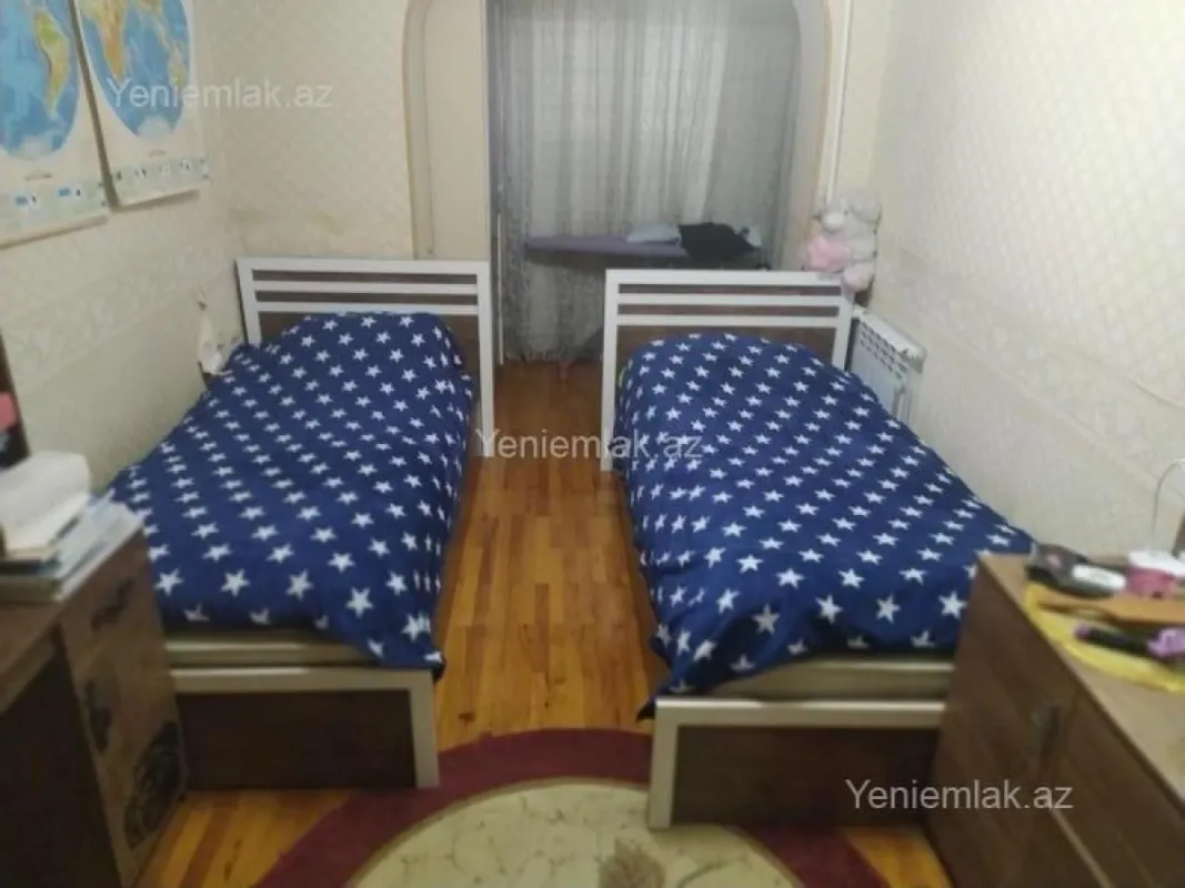 Satılır 3 otaqlı köhnə tikili 80 m²