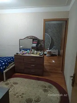 Satılır 3 otaqlı köhnə tikili 80 m²