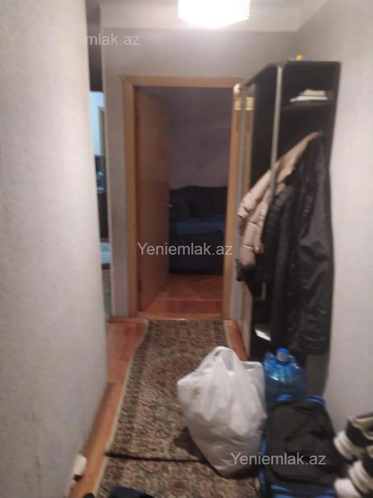 Satılır 3 otaqlı köhnə tikili 80 m²