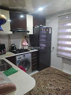 Satılır 3 otaqlı köhnə tikili 80 m²