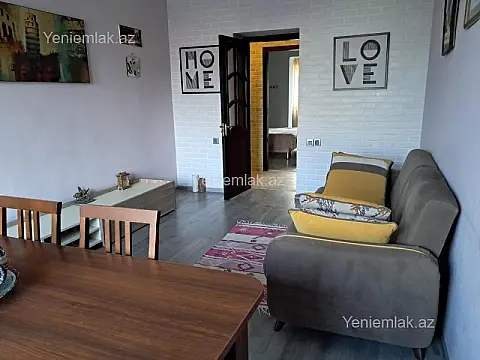 Satılır 2 otaqlı köhnə tikili 70 m² — Bakı, Səbail 2 otaq 70.00 m²