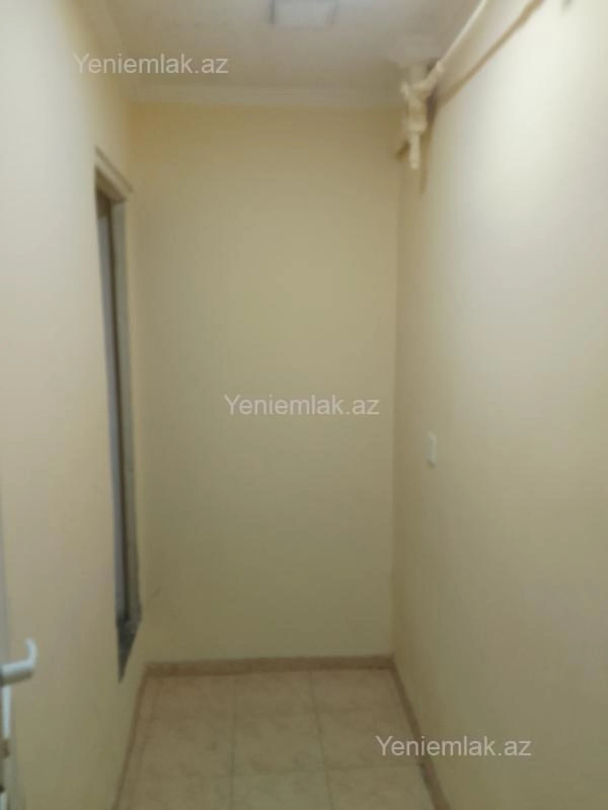Satılır 1 otaqlı köhnə tikili 35 m²