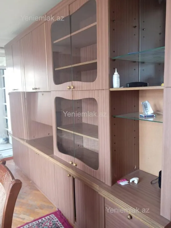 Satılır 1 otaqlı köhnə tikili 35 m²