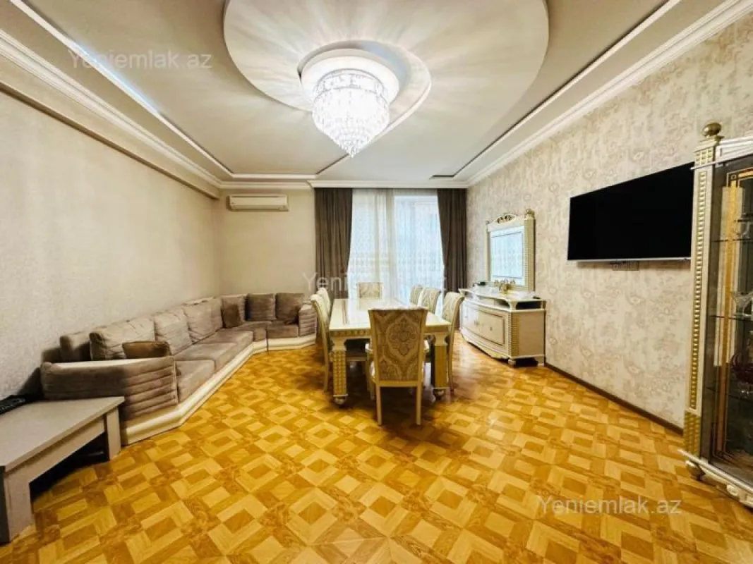 Satılır 3 otaqlı yeni tikili 165 m²