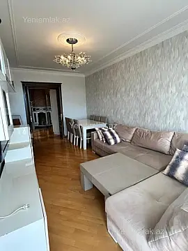 Satılır 2 otaqlı köhnə tikili 60 m²