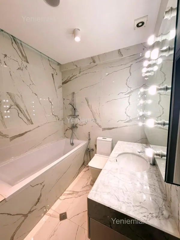 Satılır 3 otaqlı yeni tikili 121 m²