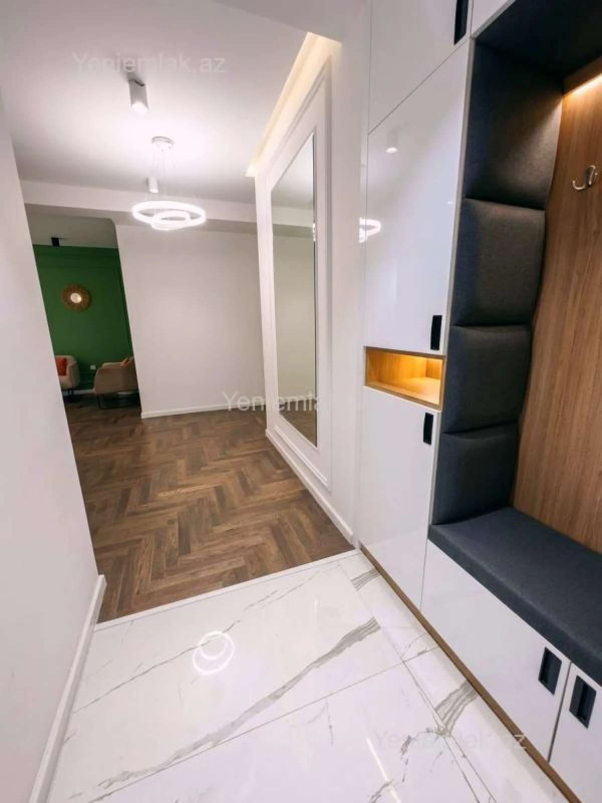 Satılır 3 otaqlı yeni tikili 121 m²